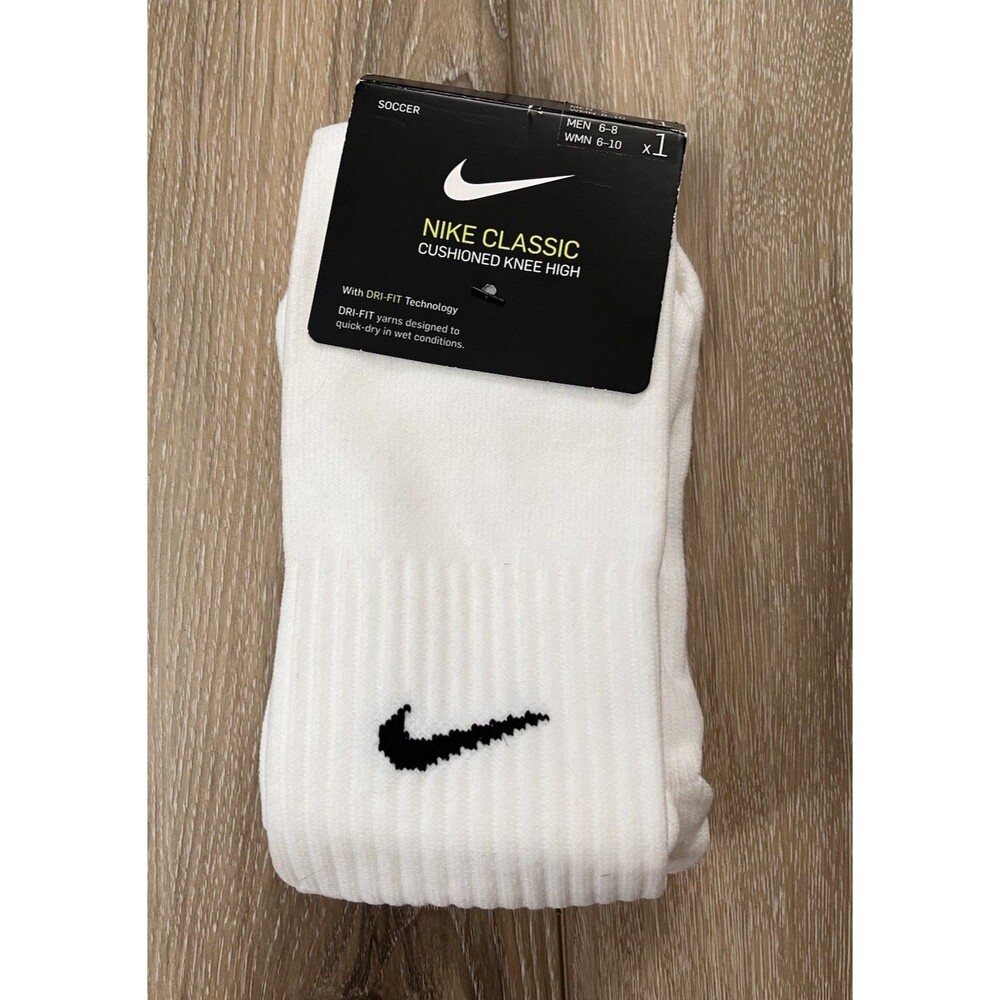 NWT Nike Classic Cushioned Knee High Soccer Socks White, Men’s 6-8 Women’s 6-10